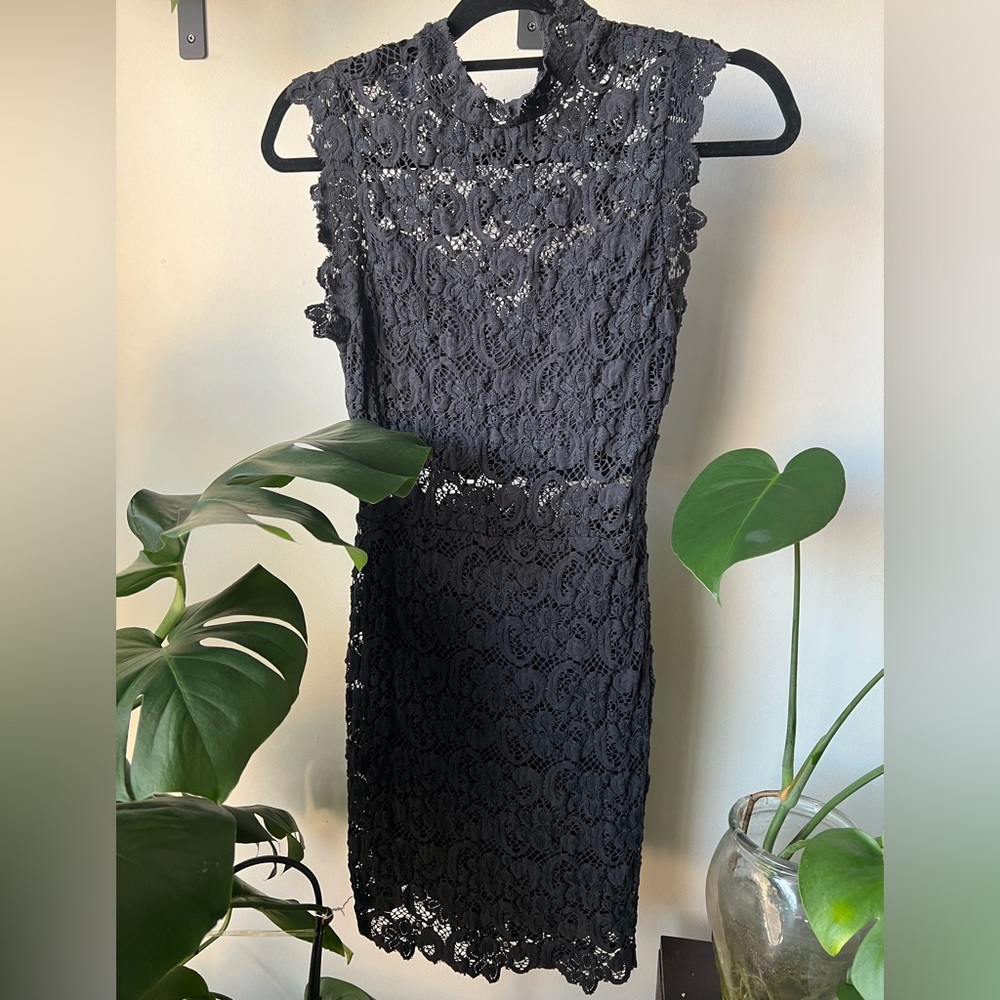 NIGHTCAP black lace fitted dress size 2 (S)